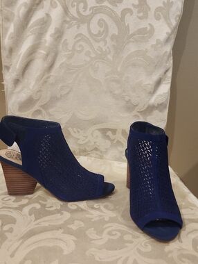 Vince Camuto Royal Blue Laser-Cut Peep-Toe Block Heel Sandals